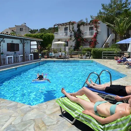 σαραντάρι Апарт-отель 3*