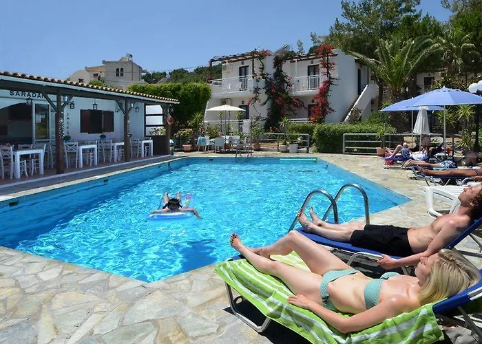 σαραντάρι Aparthotel 3*